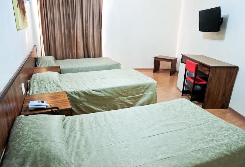 اتاق استاندارد سه نفره, Euro Suite São Paulo By Nacional Inn   A 600 Metros Da Rua 25 De Março