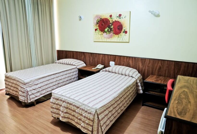 اتاق استاندارد چهار تخته, Euro Suite São Paulo By Nacional Inn   A 600 Metros Da Rua 25 De Março