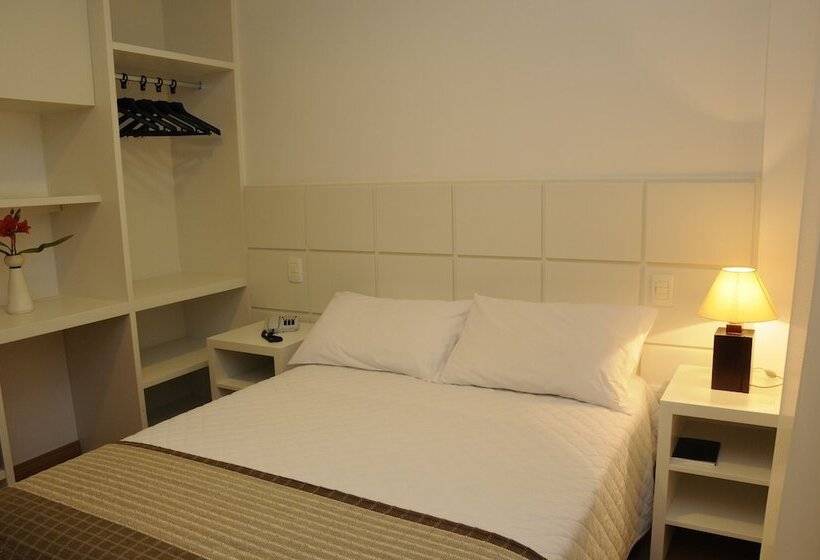 스탠다드 룸, Shelton