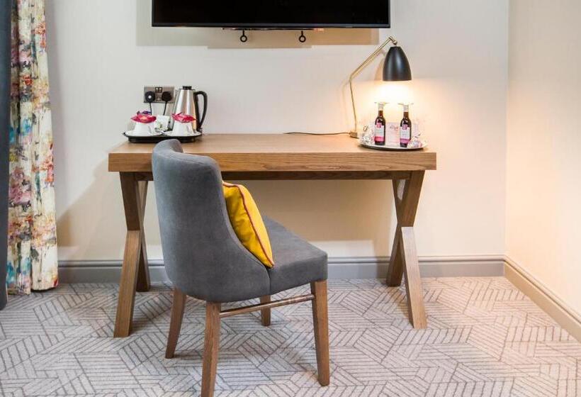 디럭스 룸, The Angel