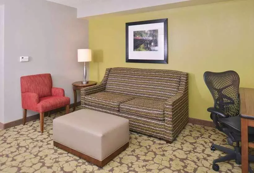 キングサイズベッドのスイートルーム, Oxford Belfry Hotel & Spa
