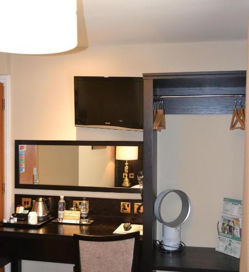 غرفة قياسية ثلاثية, Globe Hotel Wetherspoon