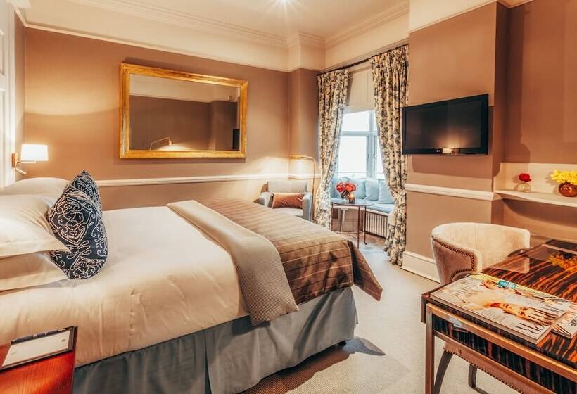 Номер Deluxe Кровать Кинг, 11 Cadogan Gardens And The Apartments By Iconic Luxury Hotels