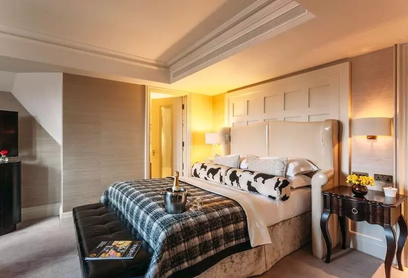 キングサイズベッドのデラックスルーム, 11 Cadogan Gardens And The Apartments By Iconic Luxury Hotels