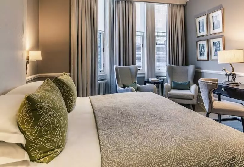キングサイズベッドのデラックスルーム, 11 Cadogan Gardens And The Apartments By Iconic Luxury Hotels
