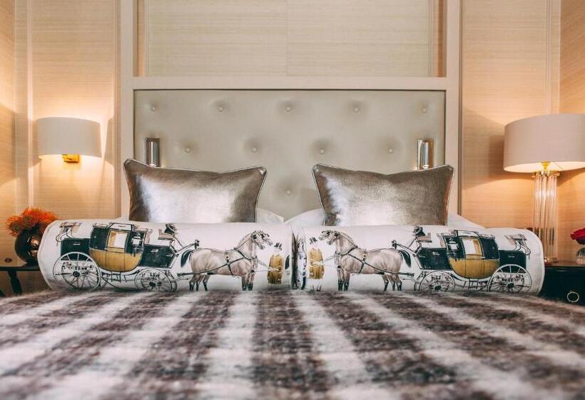 주니어 스위트, 11 Cadogan Gardens And The Apartments By Iconic Luxury Hotels