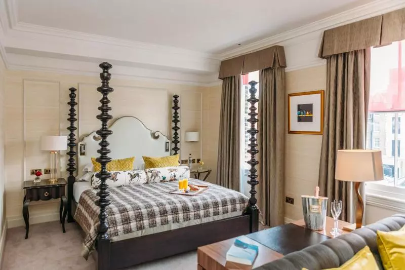 スタンダードルーム, 11 Cadogan Gardens And The Apartments By Iconic Luxury Hotels
