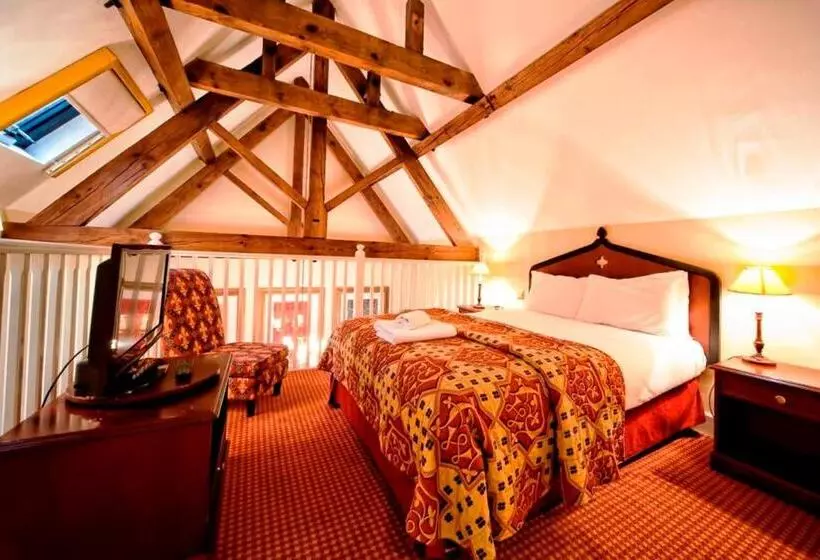 Suite, Brownsover Hall