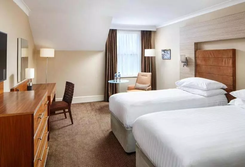 デラックスルーム, Delta Hotels By Marriott Cheltenham Chase