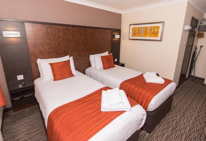 Номер Стандарт, Dragonfly Hotel Colchester
