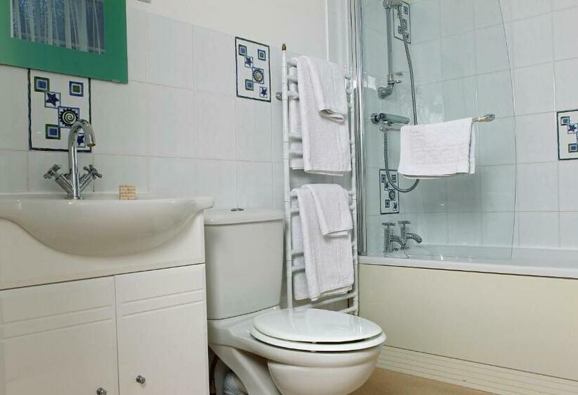 스탠다드 룸, Eskdale