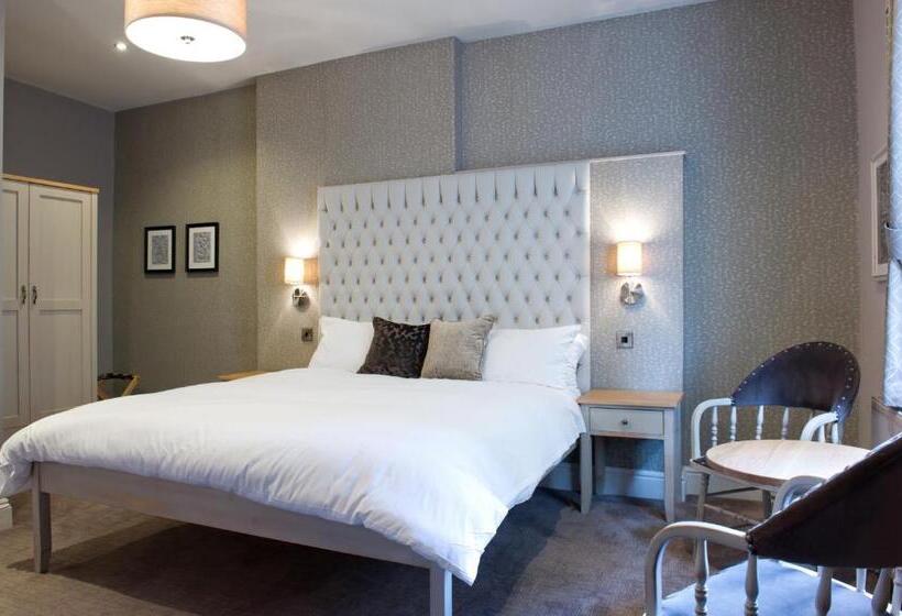 キングサイズベッドのデラックスルーム, The County