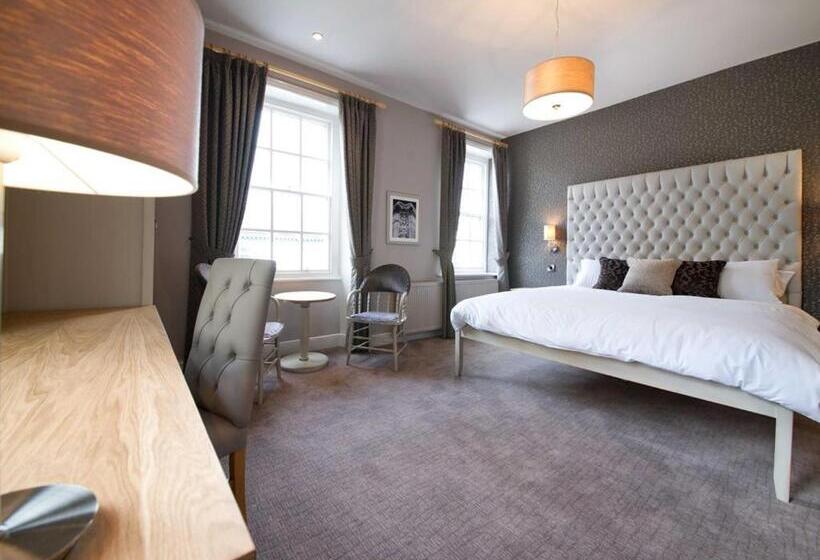 キングサイズベッドのスタンダードルーム, The County