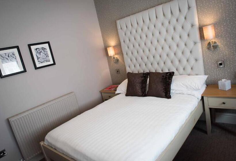 スタンダードルーム, The County