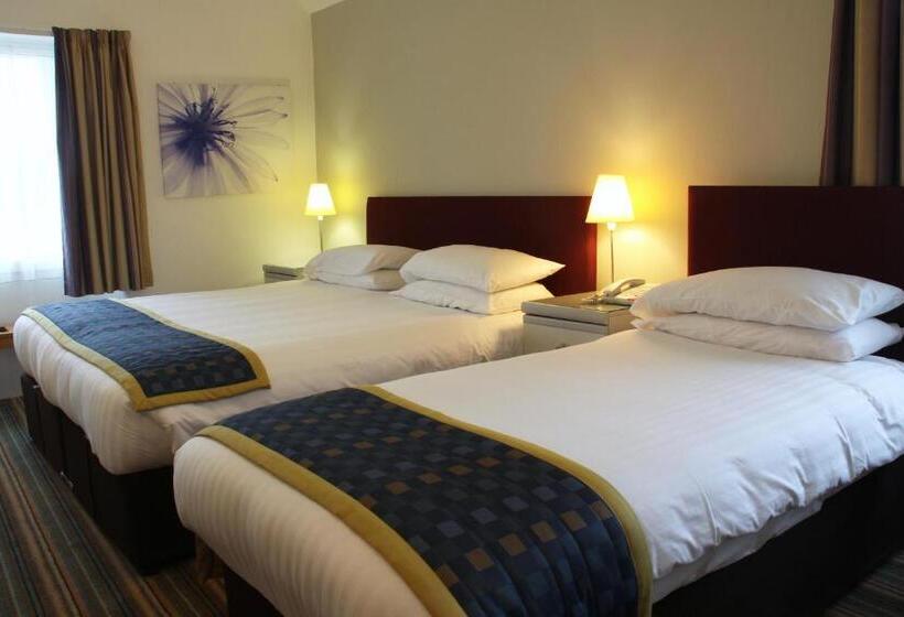 غرفة عائلية, Eskdale