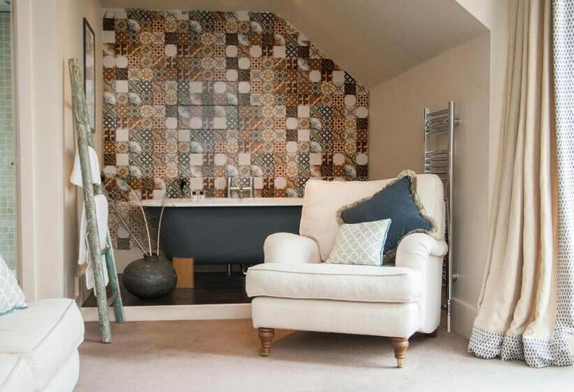 Полулюкс, The Grosvenor Arms