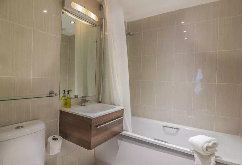 クラシックルーム, The Admiral Rodney Hotel, Horncastle, Lincolnshire