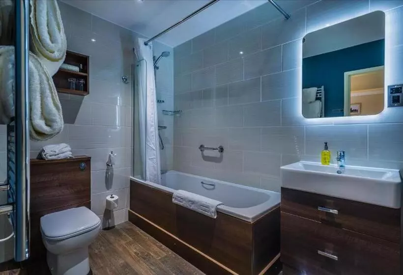 اتاق سوپریور, The Castle Hotel, Conwy, North Wales