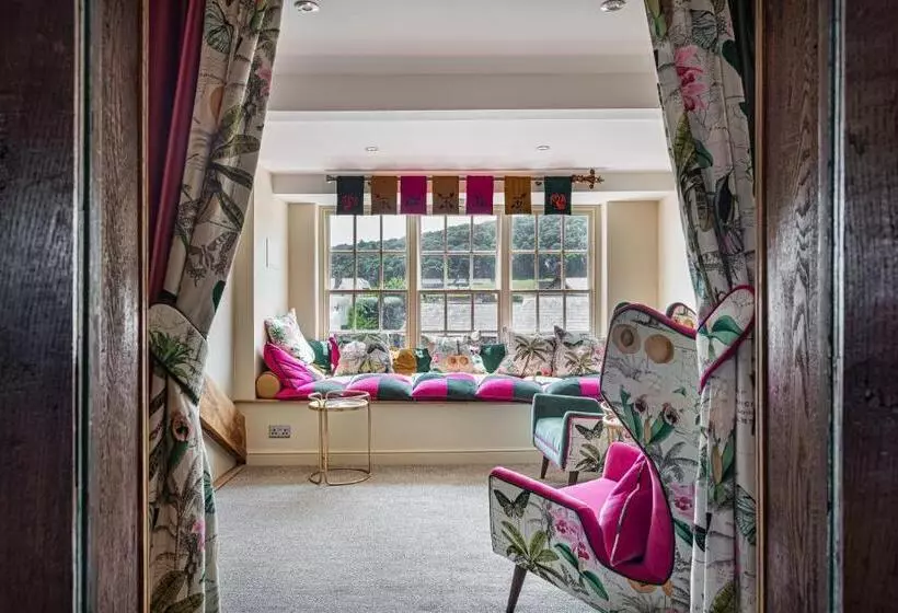 سوییت لوکس, The Castle Hotel, Conwy, North Wales