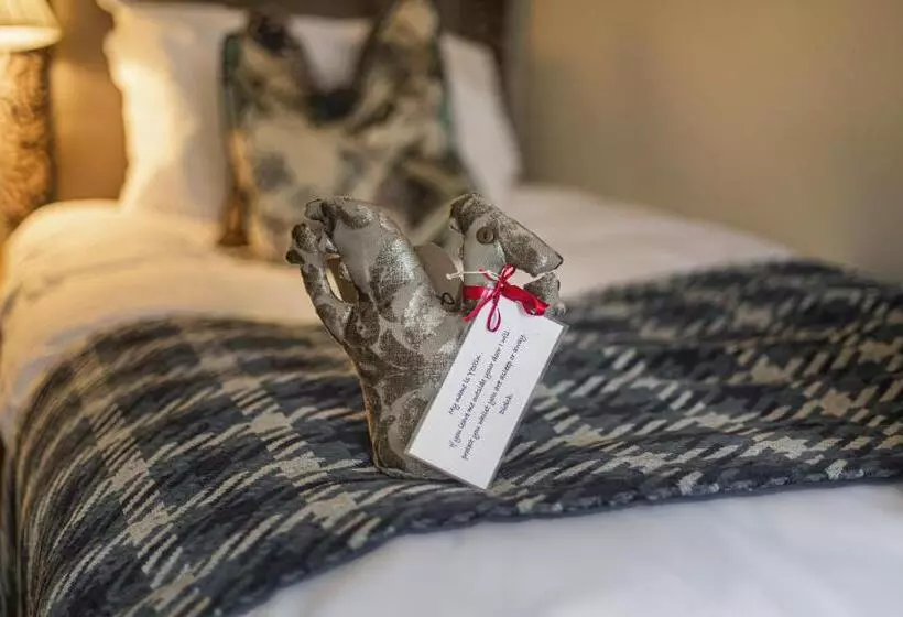 اتاق استاندارد یک نفره, The Castle Hotel, Conwy, North Wales