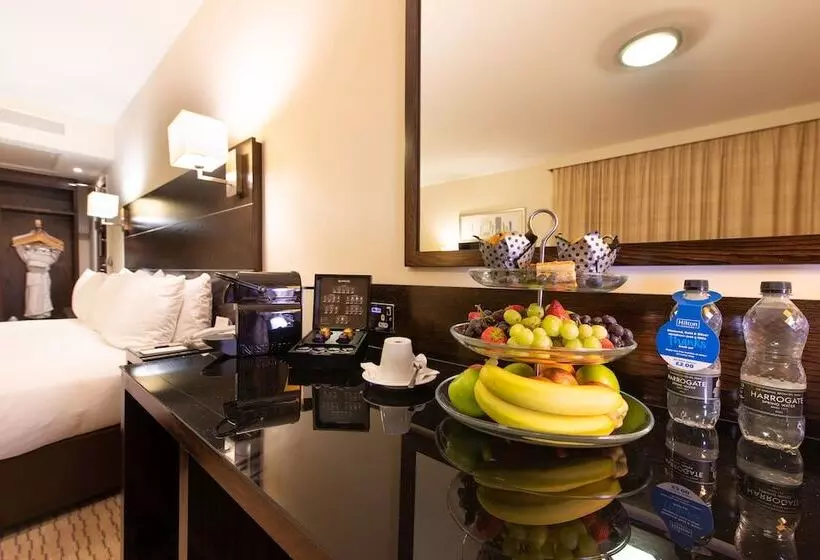 Deluxe Room, Doubletree By Hilton London Heathrow Airport