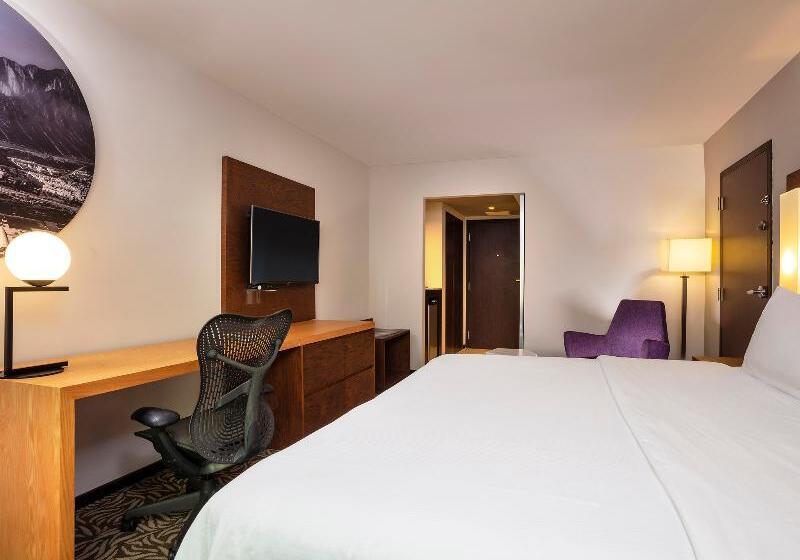 标准间, Doubletree By Hilton London Heathrow Airport