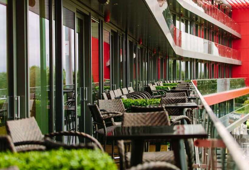 带观景的标准间, Hilton Garden Inn Manchester Emirates Old Trafford