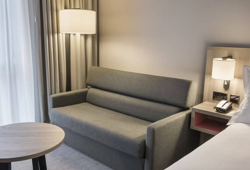 家庭间, Hilton Garden Inn Manchester Emirates Old Trafford