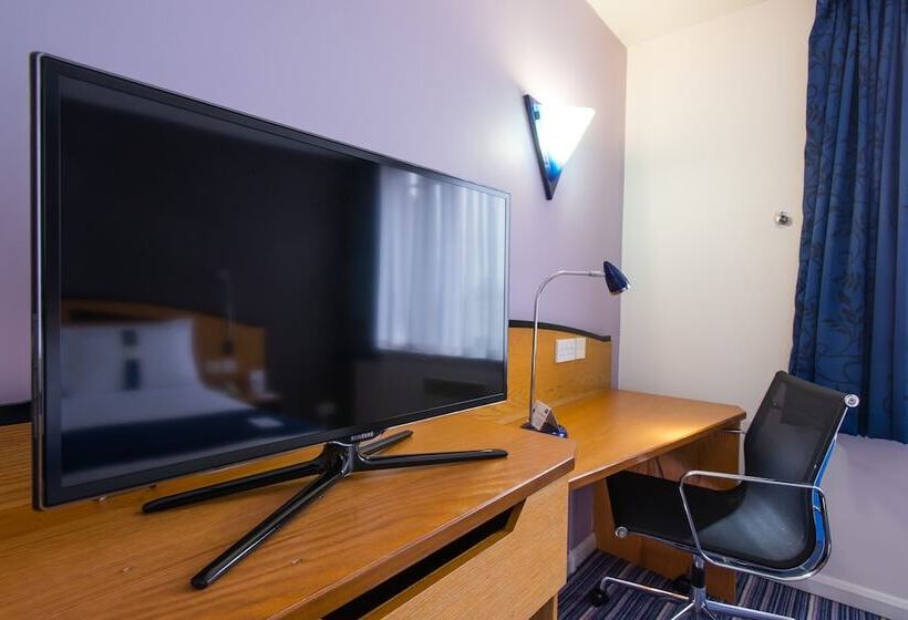 غرفة قياسية, Holiday Inn Express Stafford, An Ihg