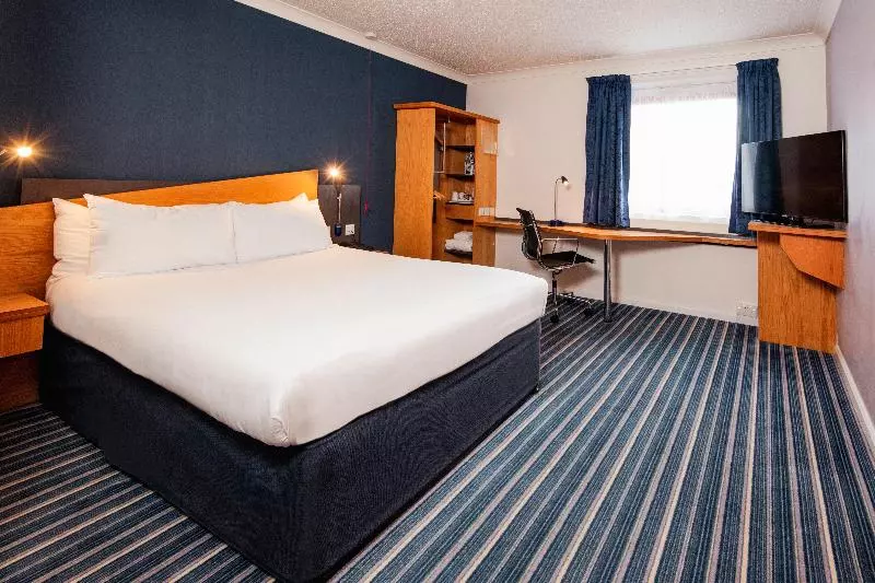 اتاق استاندارد برای معلولان, Holiday Inn Express Stafford, An Ihg
