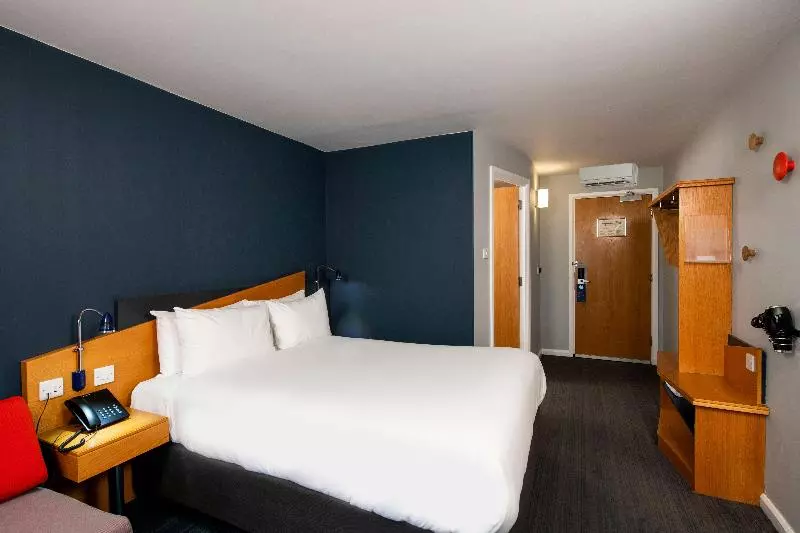 اتاق استاندارد, Holiday Inn Express Stirling, An Ihg