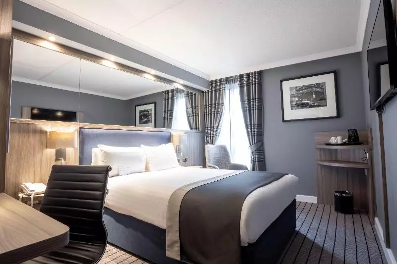 スタンダードルーム, Holiday Inn   Glasgow   City Ctr Theatreland, An Ihg