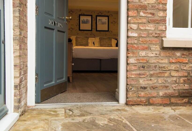 Quarto Estandar, Judge S Lodging
