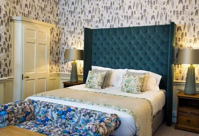 اتاق سوپریور, Judge S Lodging