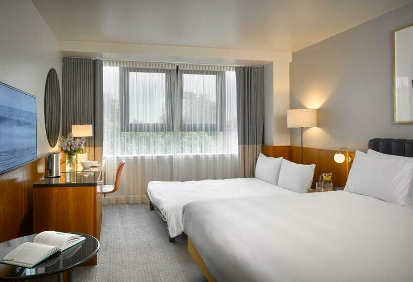 Номер Стандарт Вид на Сад, Miiro Templeton Garden