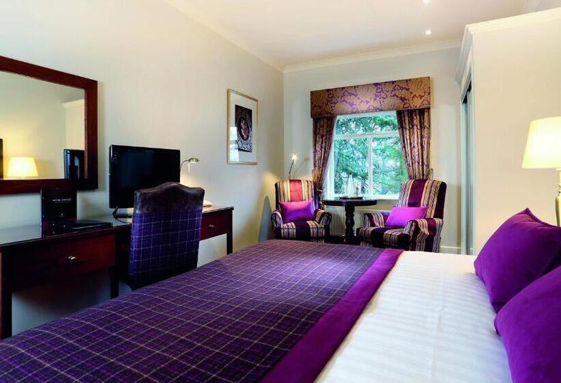 디럭스 룸, Macdonald Kilhey Court