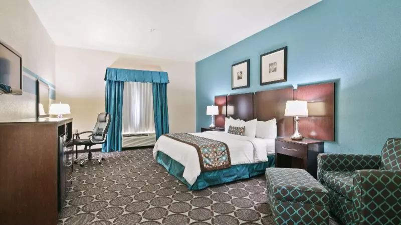 デラックスルーム, Macdonald Kilhey Court