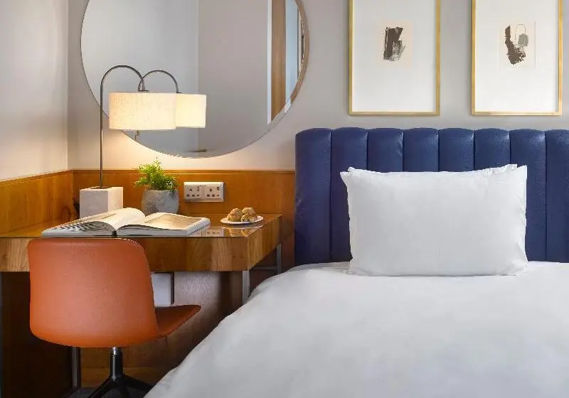 Classic Single Room, Miiro Templeton Garden