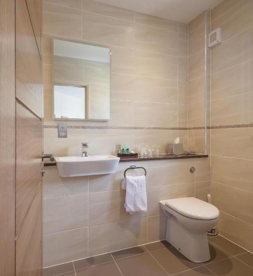 이그제큐티브 룸, Moorings