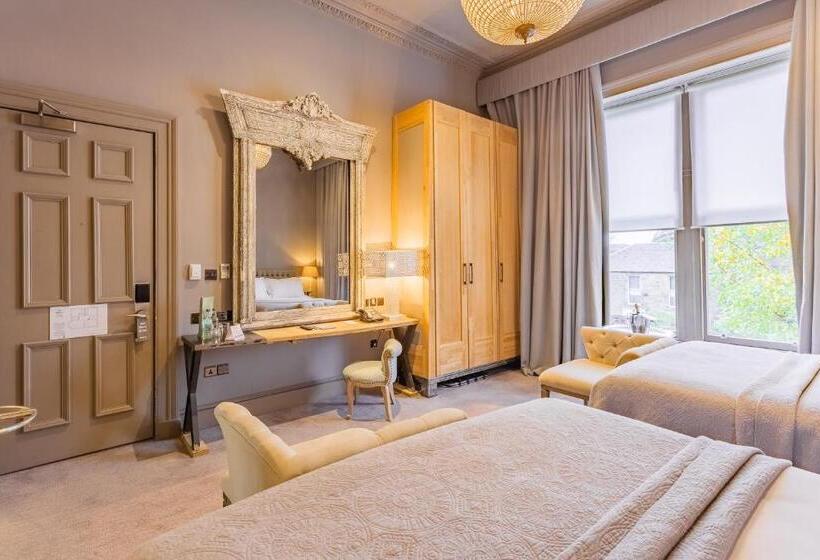 Семейный Номер, Murrayfield