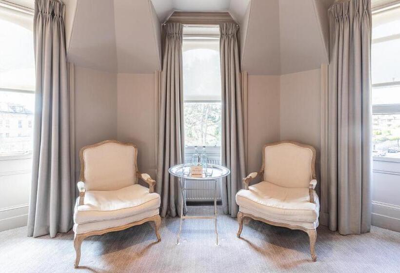 Семейный Номер, Murrayfield