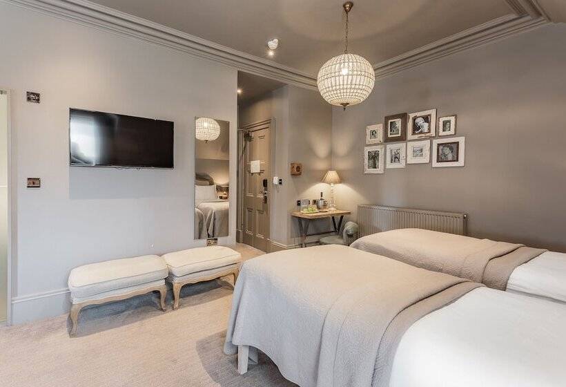 Номер Стандарт Трехместный, Murrayfield