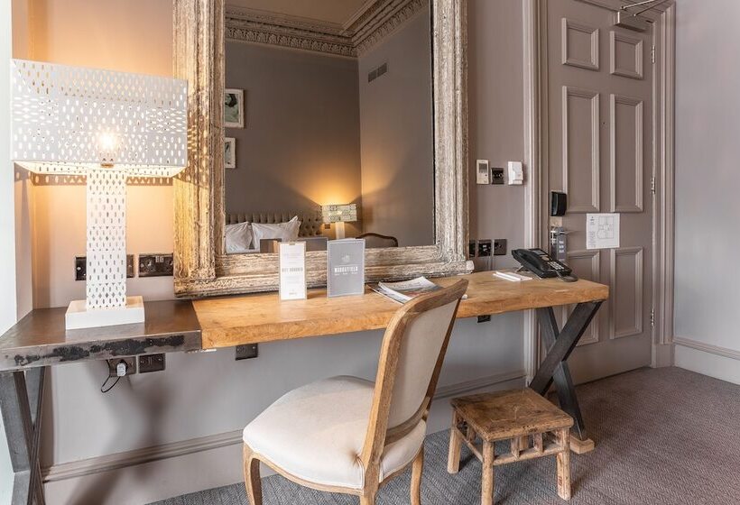 Номер Deluxe, Murrayfield