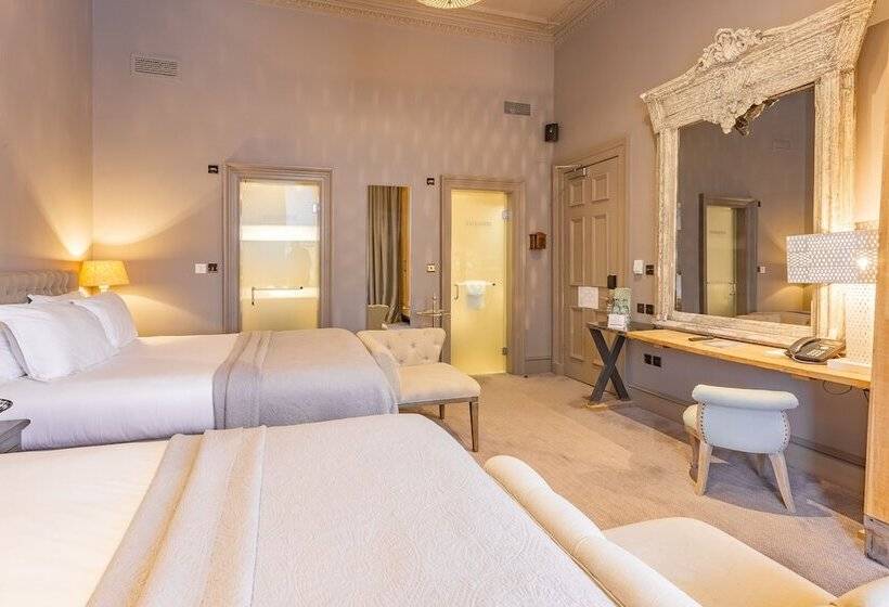 Семейный Номер, Murrayfield