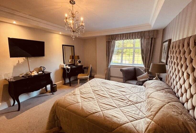 Номер Стандарт, Nuthurst Grange Country House