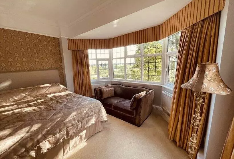 ファミリールーム, Nuthurst Grange Country House