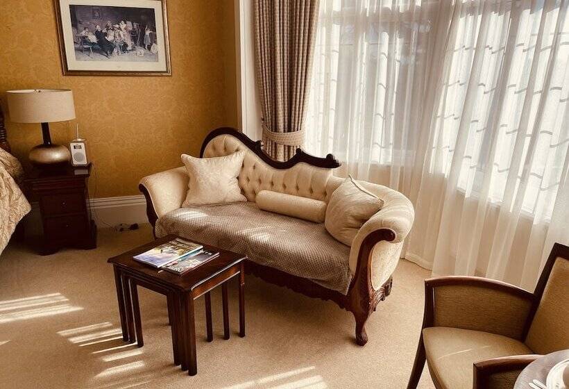 디럭스 룸, Nuthurst Grange Country House