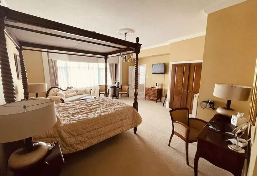 デラックスルーム, Nuthurst Grange Country House