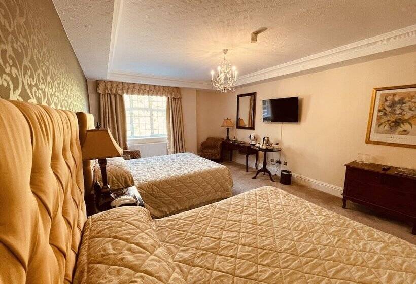 패밀리 룸, Nuthurst Grange Country House