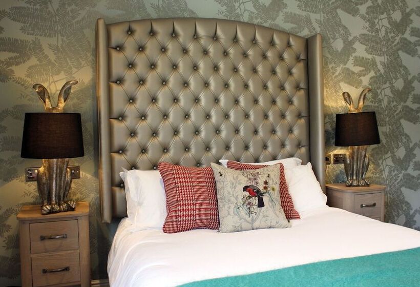 غرفة تنفيذية, The Millstone, Mellor